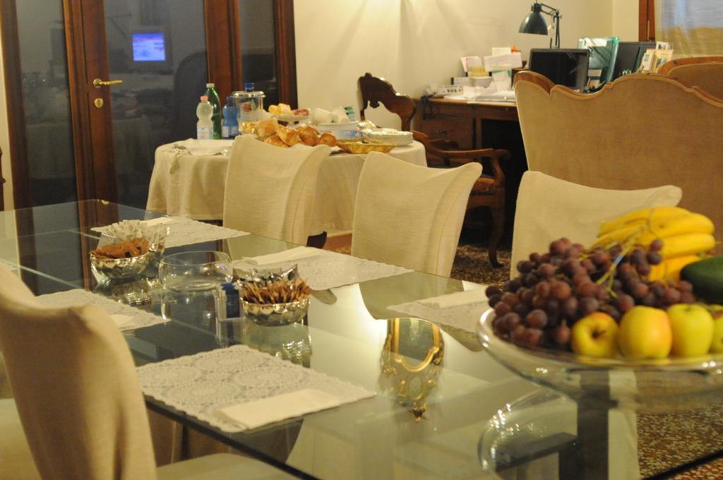 Al Melograno - Room & Breakfast Boloňa Exteriér fotografie